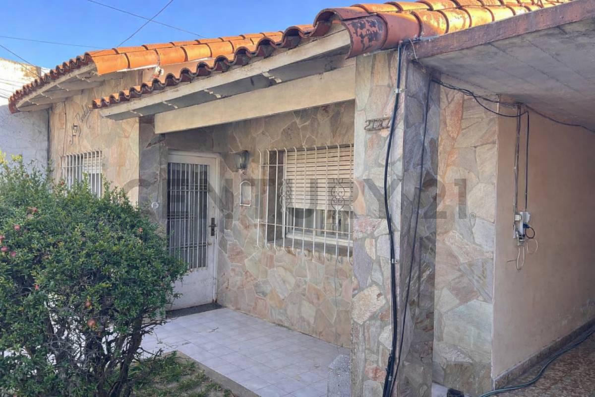 OPORTUNIDAD! Venta de casa multifamiliar — foto 1
