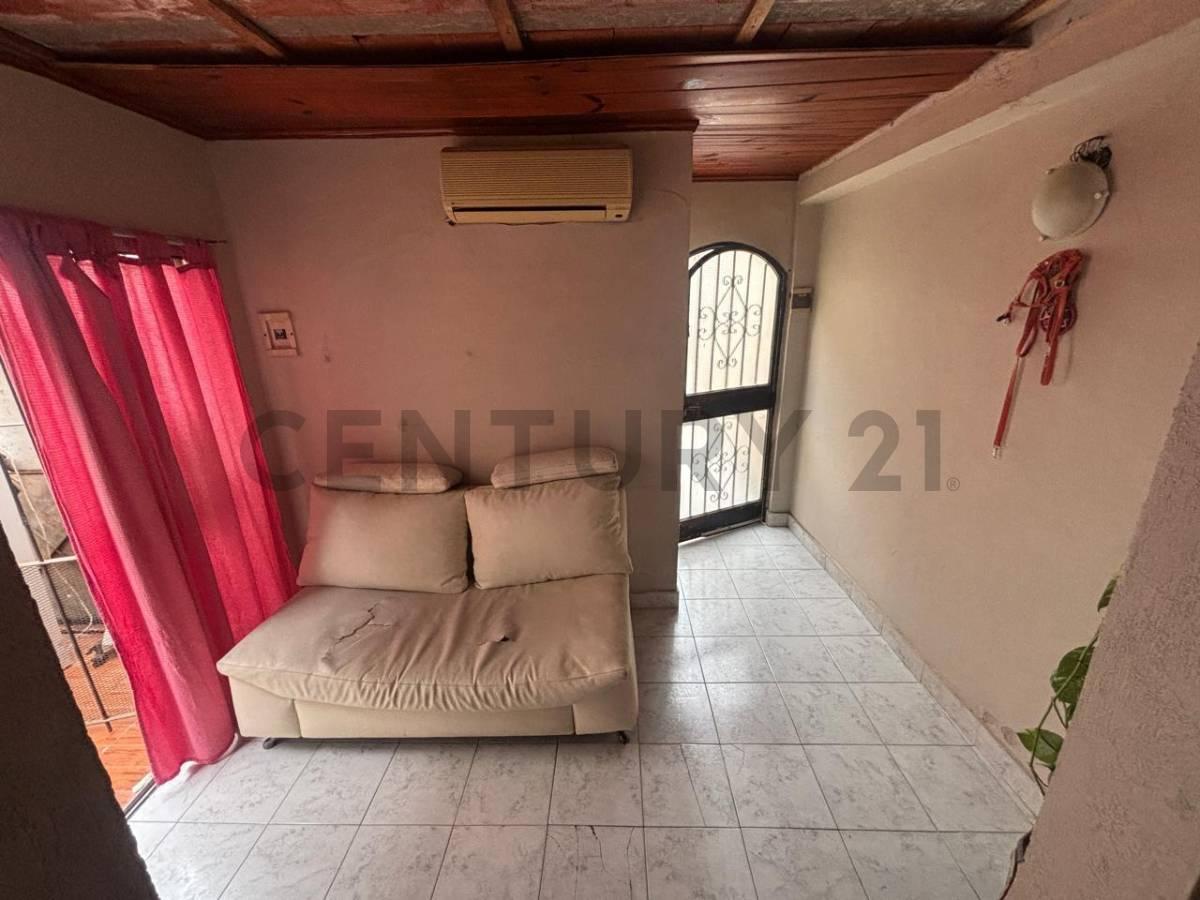 PH 3 Ambientes con Terraza y Patio en Morón | Gran Oportunidad de Inversión — foto 1