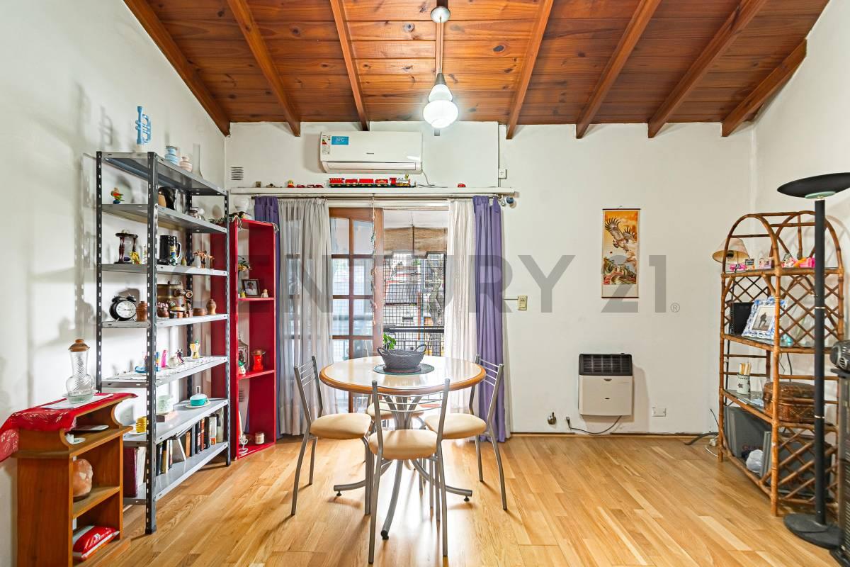 Impecable PH 3 ambientes con balcón y sin expensas — foto 1