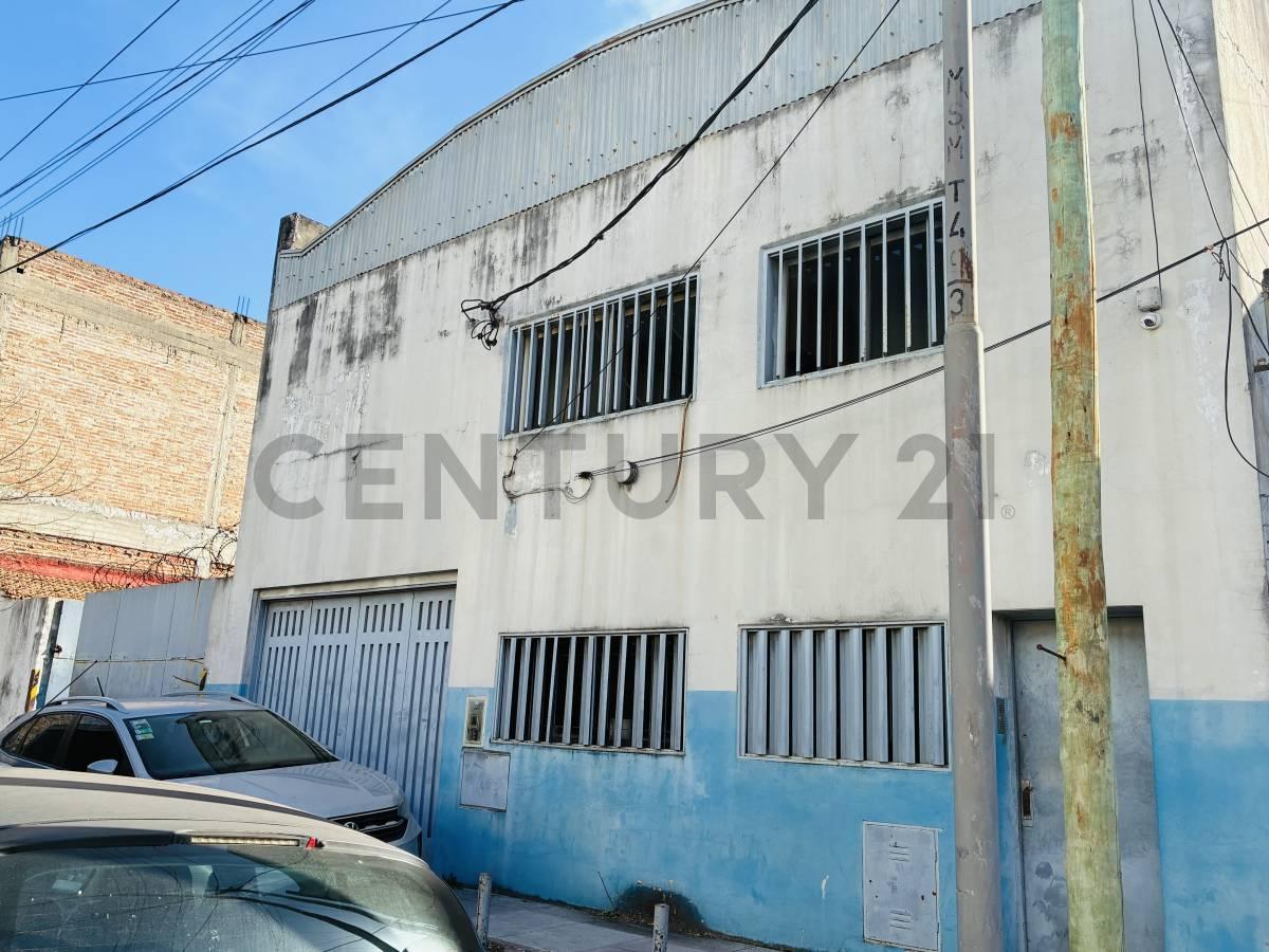 Deposito industrial con acceso vehicular — foto 1