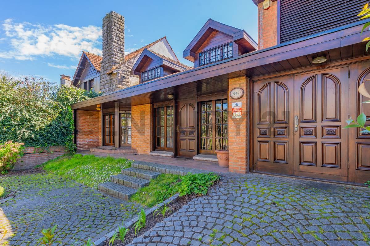Venta de casa 5 ambientes, Los Troncos, Mar del Plata. — foto 1