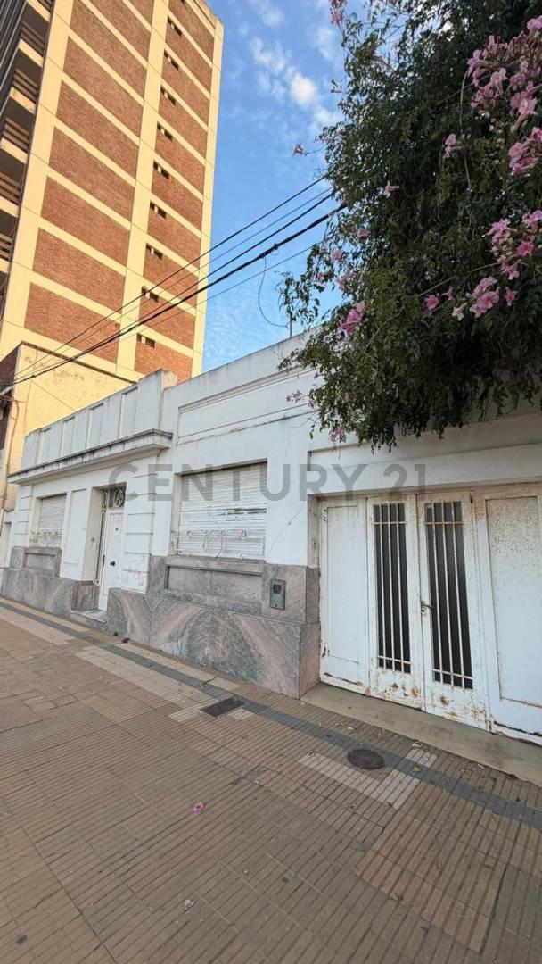 CASA EN VENTA: UBICACION INMEJORABLE EN VENADO TUERTO — foto 1