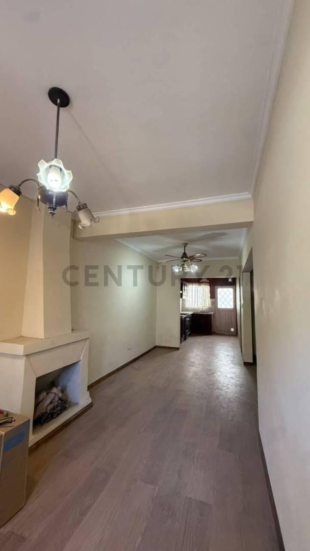 OPORTUNIDAD DE VENTA! CASA CENTRICA EN VENADO TUERTO — foto 1