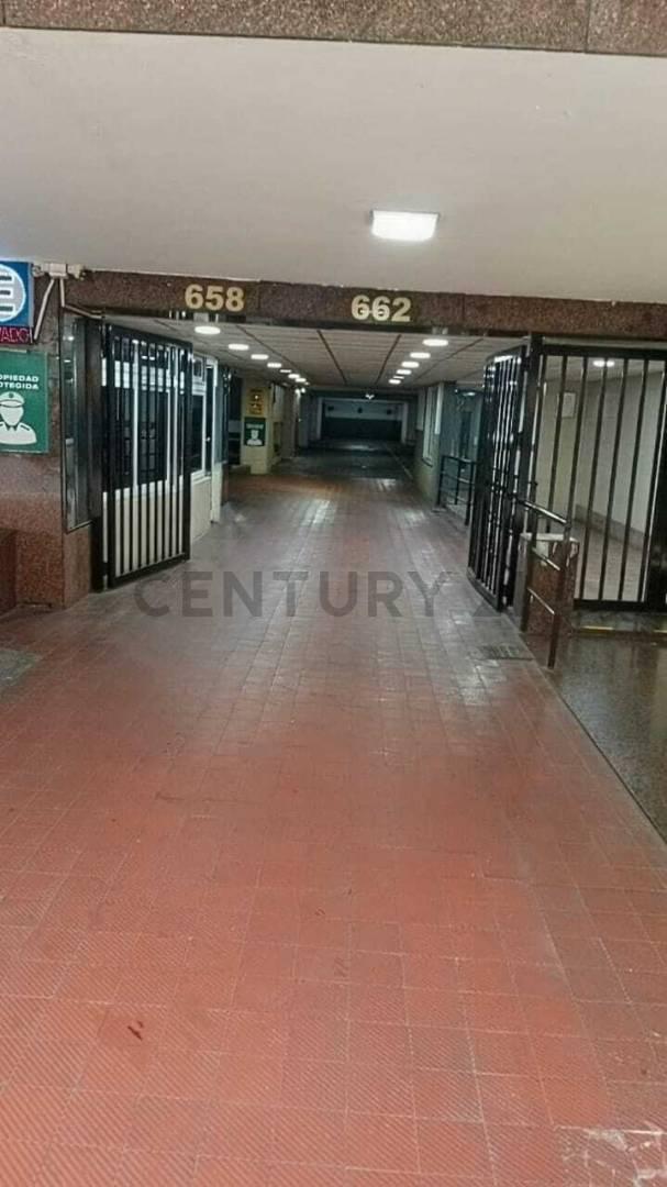 VENTA - COCHERA EN SAN NICOLÁS — foto 1
