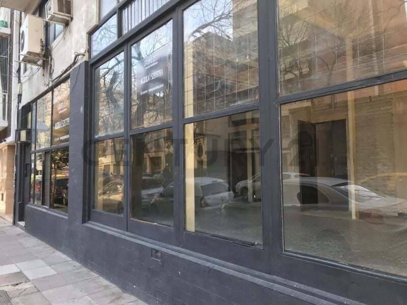 *** GRAN LOCAL EN VENTA - AV. AVELLANEDA AL 300 *** — foto 1