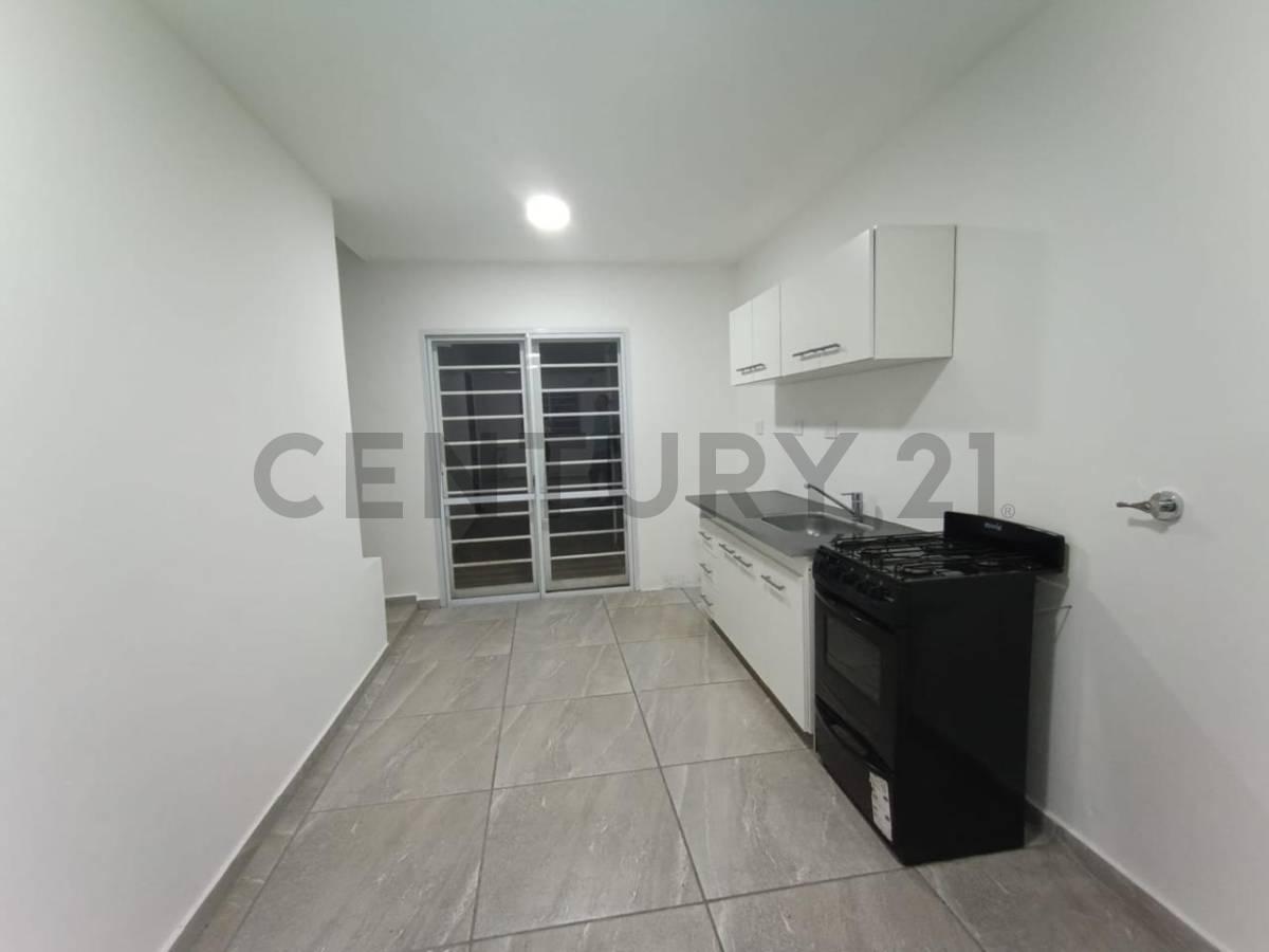 Dúplex en Venta de dos dormitorios en 70 entre 133 y 134 en Los Hornos, La Plata , Provincia de Buen — foto 1