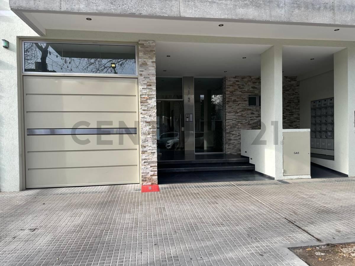 Departamento de un dormitorio en venta en La Plata — foto 1