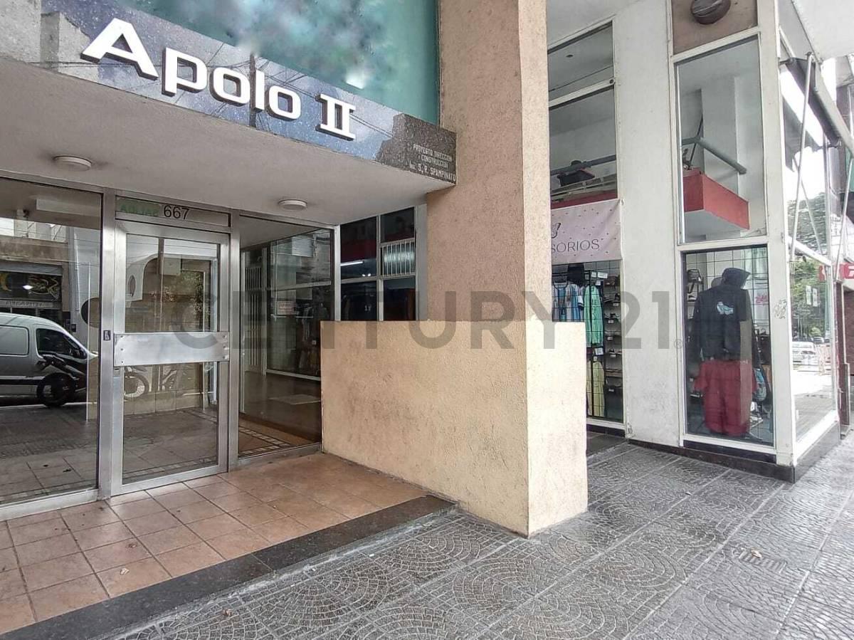 Departamento de 3 dormitorios en alquiler en La Plata — foto 1