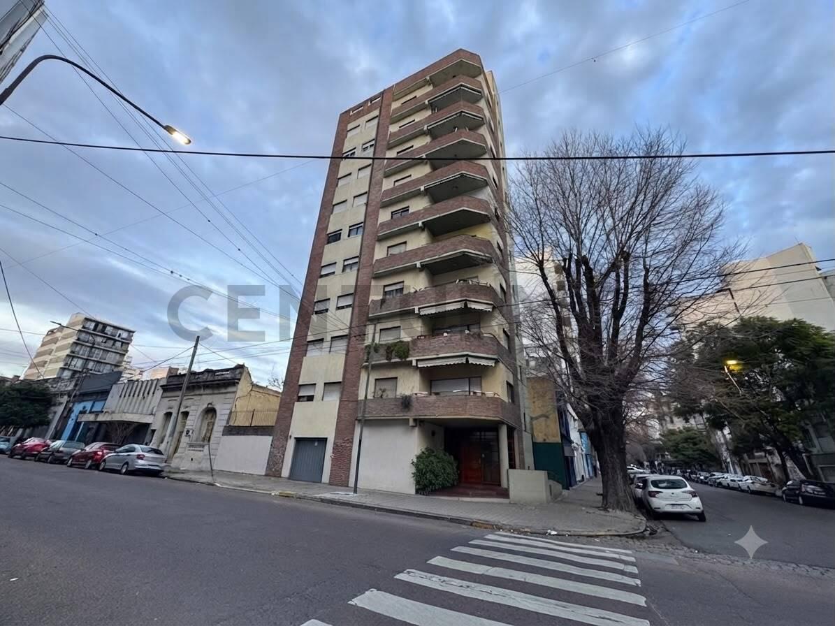 DEPARTAMENTO EN ALQUILER 3 DORMITORIOS EN LA PLATA — foto 1