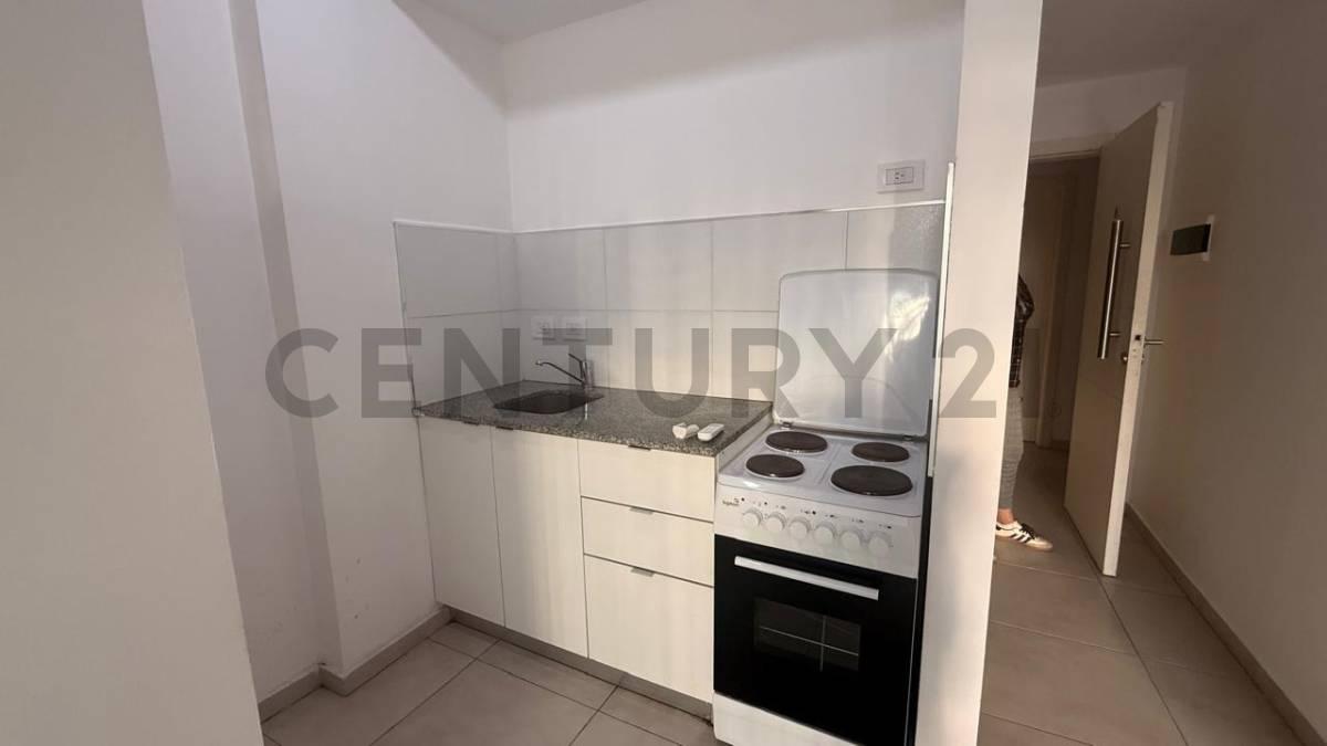 Departamento en Alquiler Monoambiente, La Plata, Buenos Aires, Argentina. — foto 1