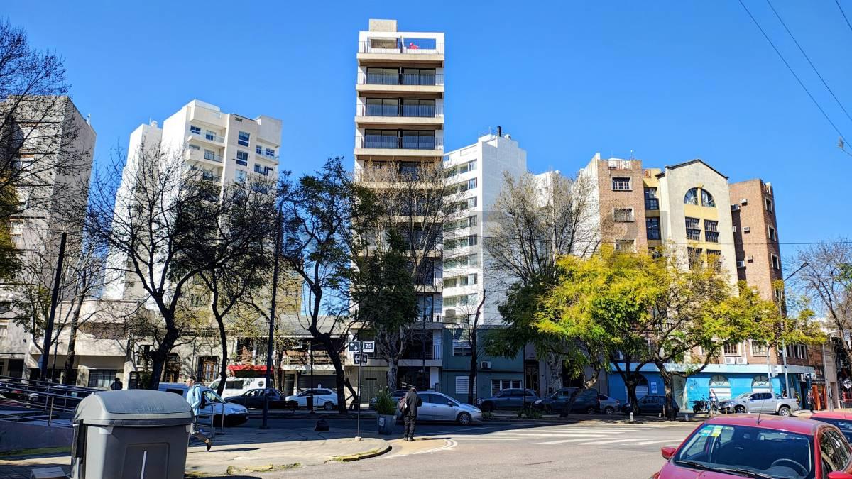 Monoambiente en venta, 7mo piso contrafrente en La Plata — foto 1