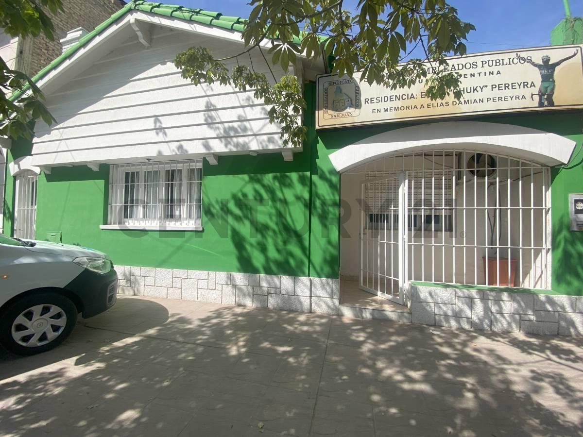VENDE CASA CENTRO — foto 1
