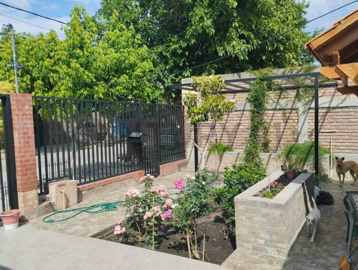 Venta de Casa en Chimbas excelente zona — foto 1