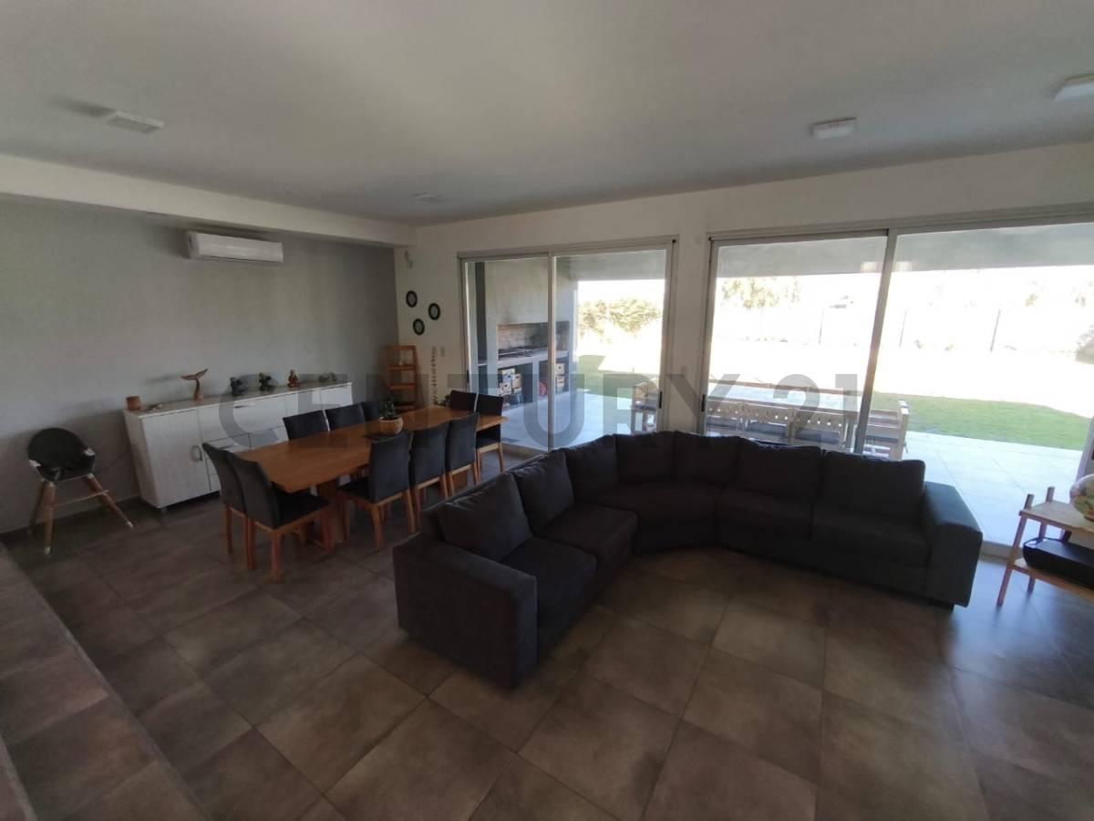 Casa de Categoría en Barrio Privado San Juan de los Olivos — foto 1