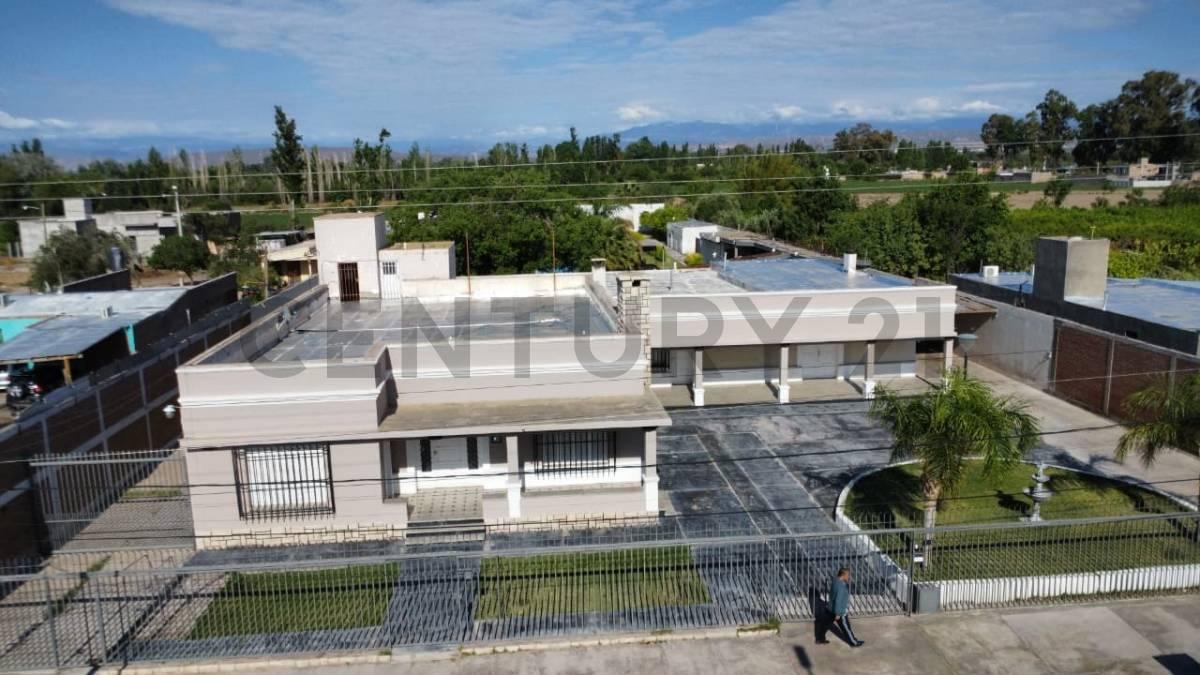 Residencia Patrimonial en Albardón – Historia, Naturaleza y Confort Moderno — foto 1