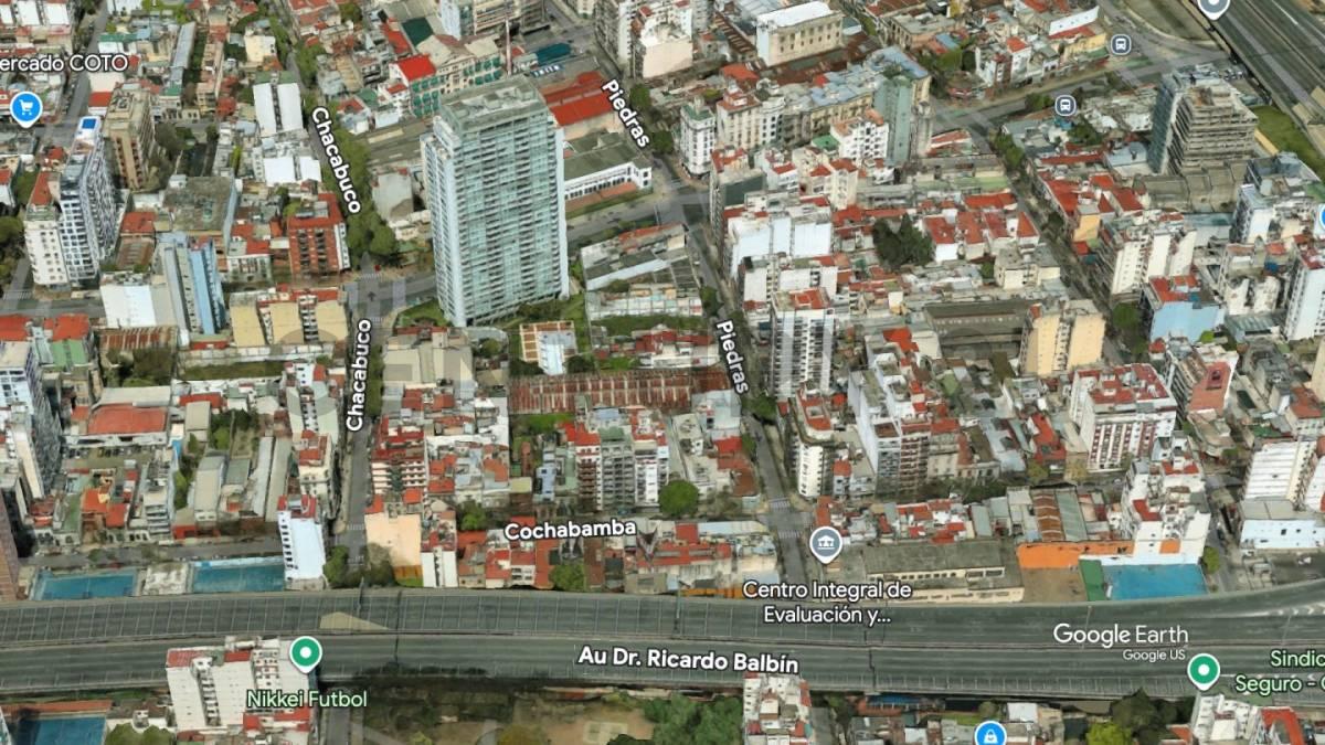 VENTA LOTE DOBLE FRENTE EN SAN TELMO — foto 1