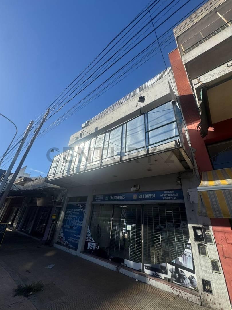 VENTA LOCAL EN LA MEJOR ZONA DE AVELLANEDA SOBRE AV. GALICIA Y SANTA FE — foto 1