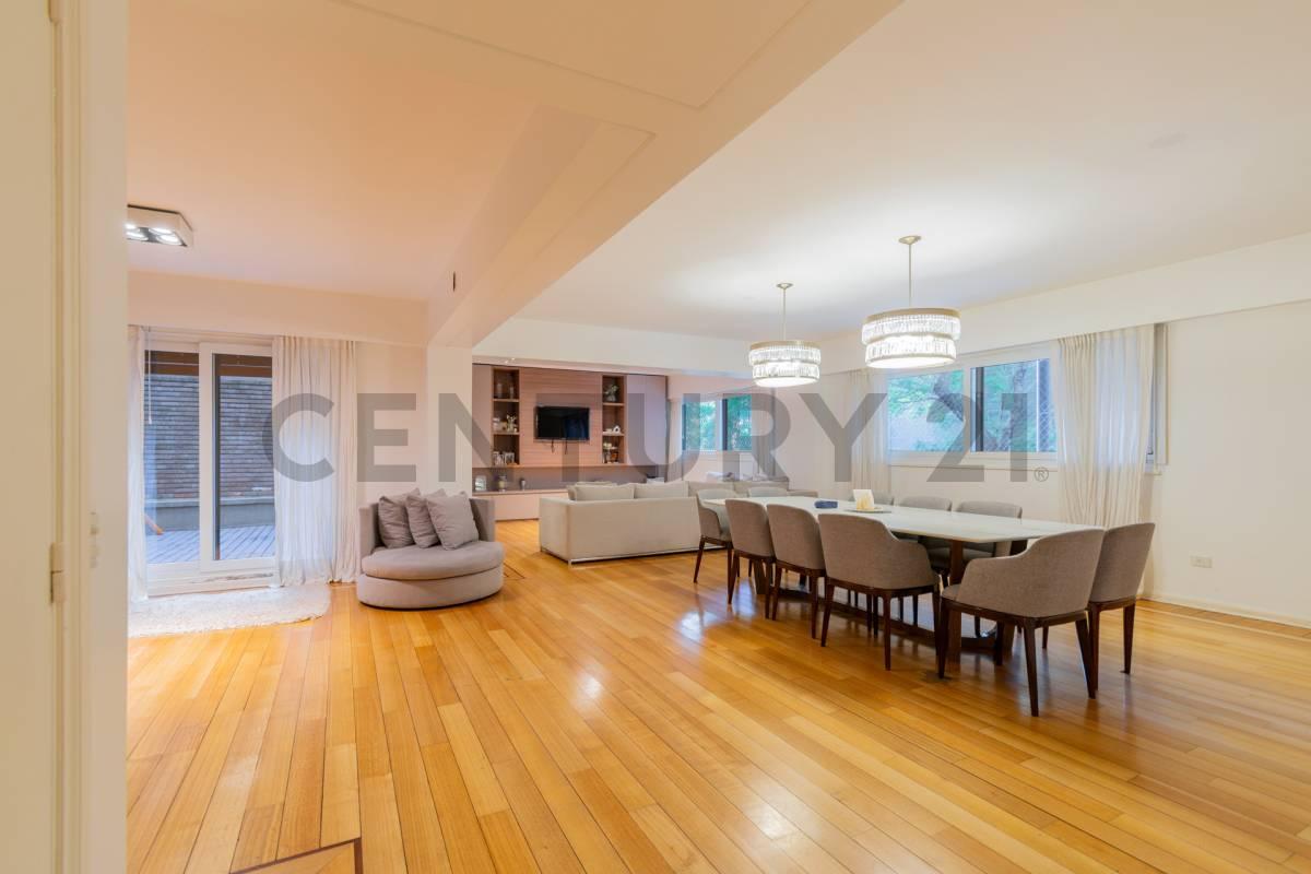 Venta departamento 5 ambientes con dos cocheras en Palermo Chico. — foto 1