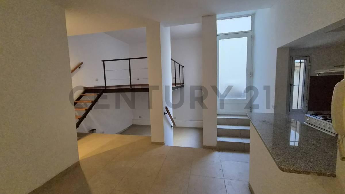 VENTA PH 2 AMBIENTES VILLA DEVOTO APTO PERMUTA — foto 1