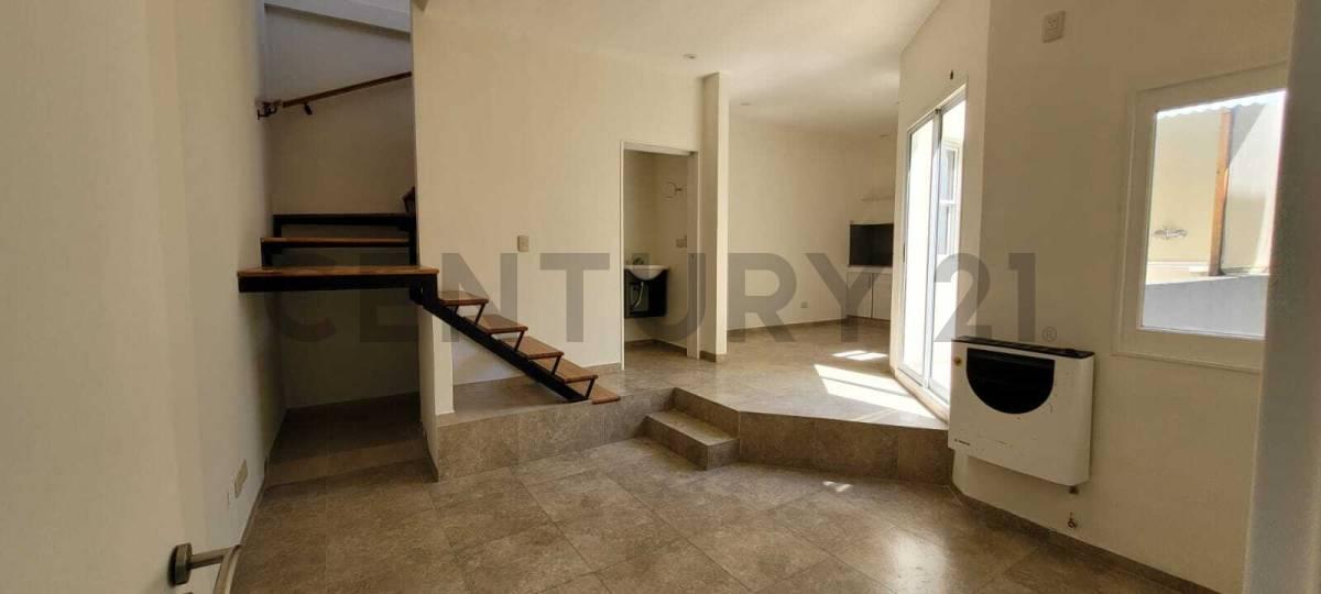 VENTA PH 2 AMBIENTES VILLA DEVOTO APTO PERMUTA — foto 1