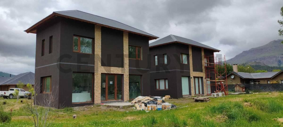 VENTA CASA SAN MARTIN DE LOS ANDES. A ESTRENAR- BARRIO LA CASCADA - . — foto 1