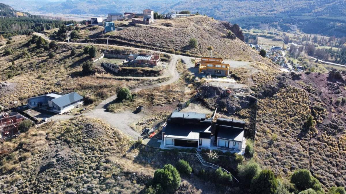 VENTA CASA SAN MARTIN DE LOS ANDES. OPORTUNIDAD - 2 CASAS EN VENTA EN VALLE CHAPELCO — foto 1