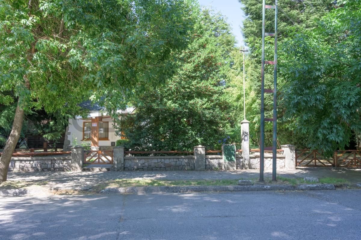VENTA TERRENO SAN MARTIN DE LOS ANDES. CASCO CENTRICO. — foto 1