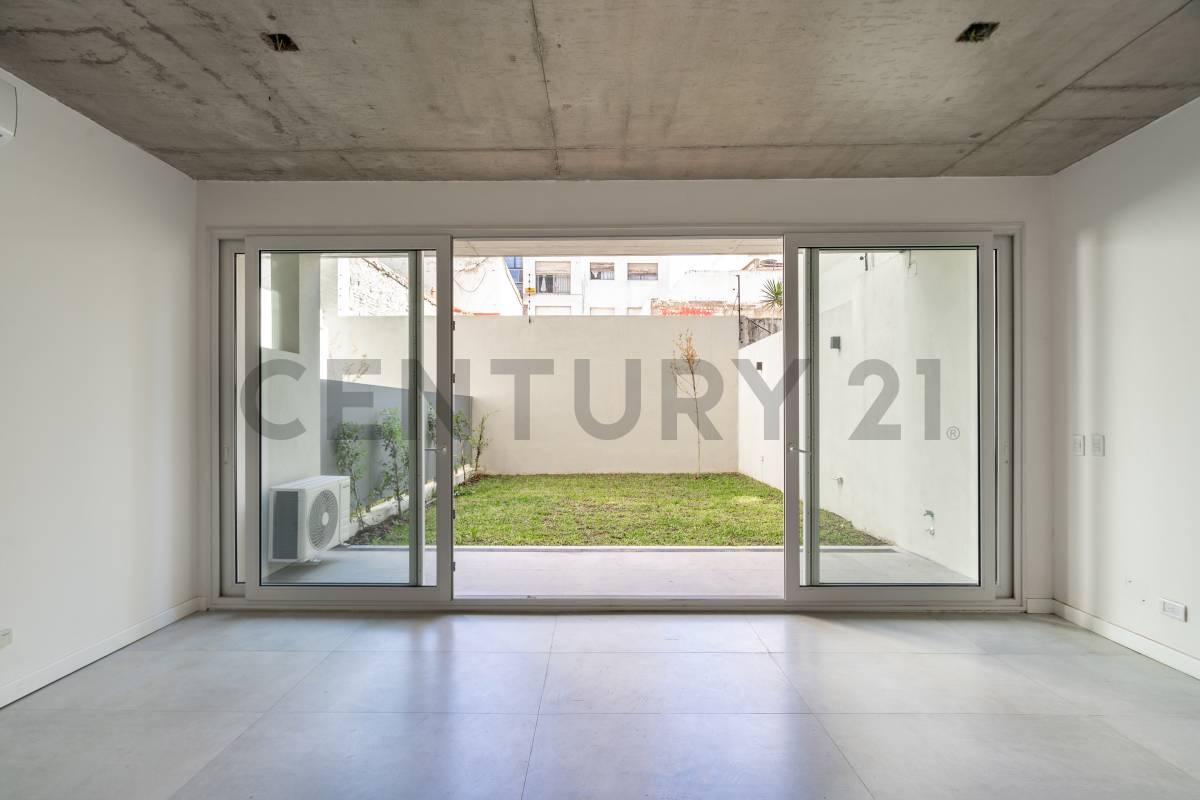 Venta Belgrano Departamento Divisible PB con jardín 90m2. Baulera — foto 1