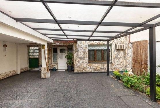 Casa Multifamiliar caseros - PERMUTA - FINANCIA — foto 1