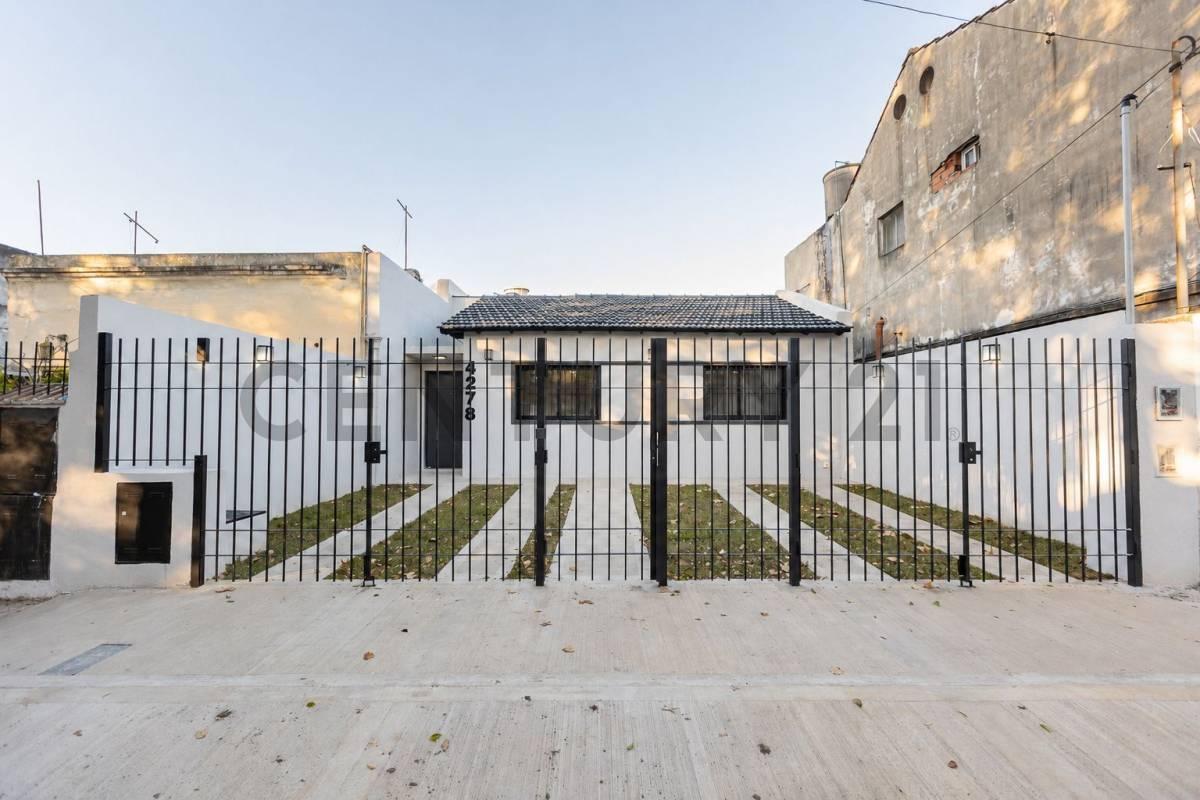 VENTA CASA 5 AMBIENTES APTO CREDITO- A ESTRENAR EN CASEROS- ACEPTA PERMUTA — foto 1