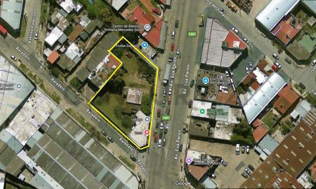 LOCALES, LOTE EN ESQUINA DE 1180 MTS² EN MORON — foto 1