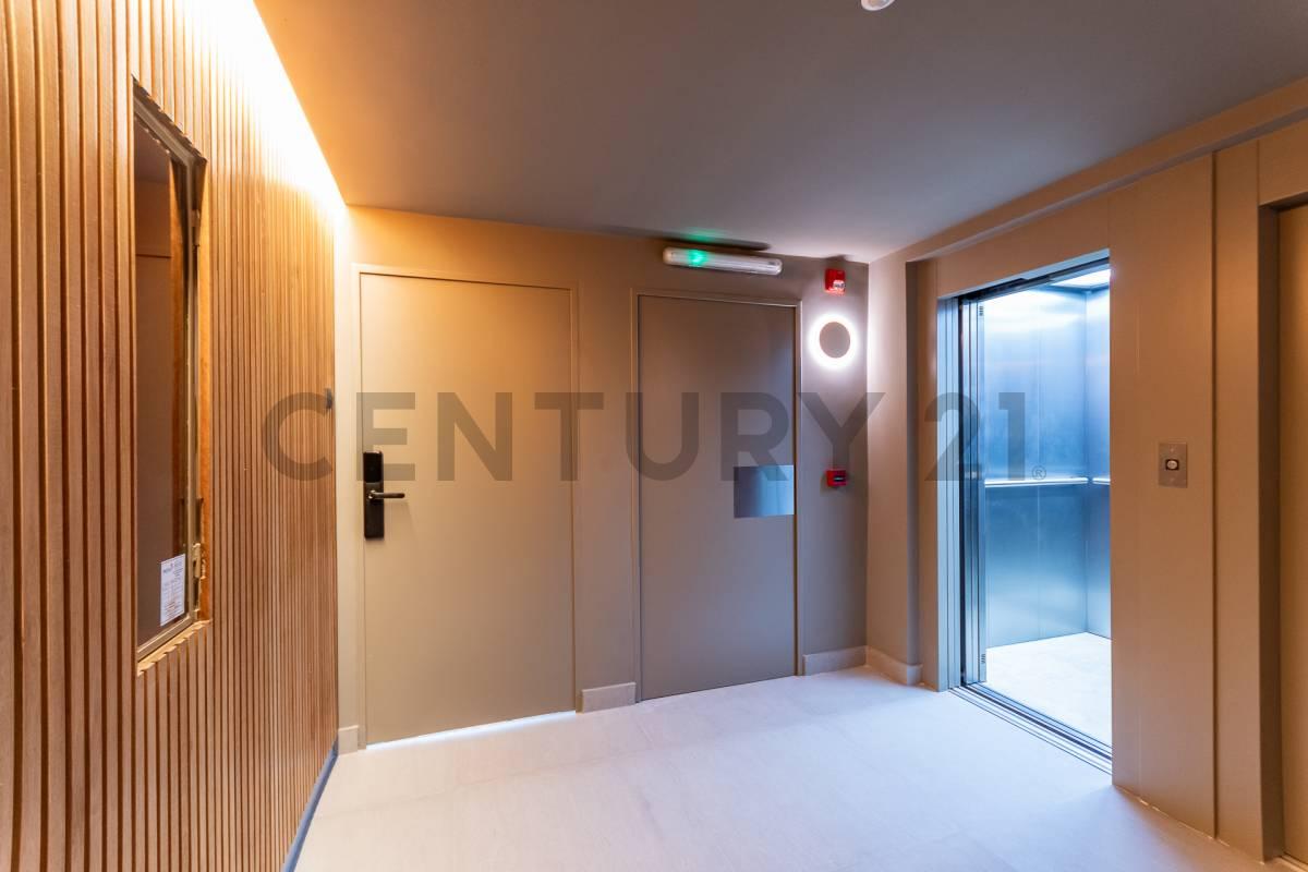 Venta oficina/consultorio calidad premium a estrenar en Colegiales - ACEPTA PERMUTA — foto 1