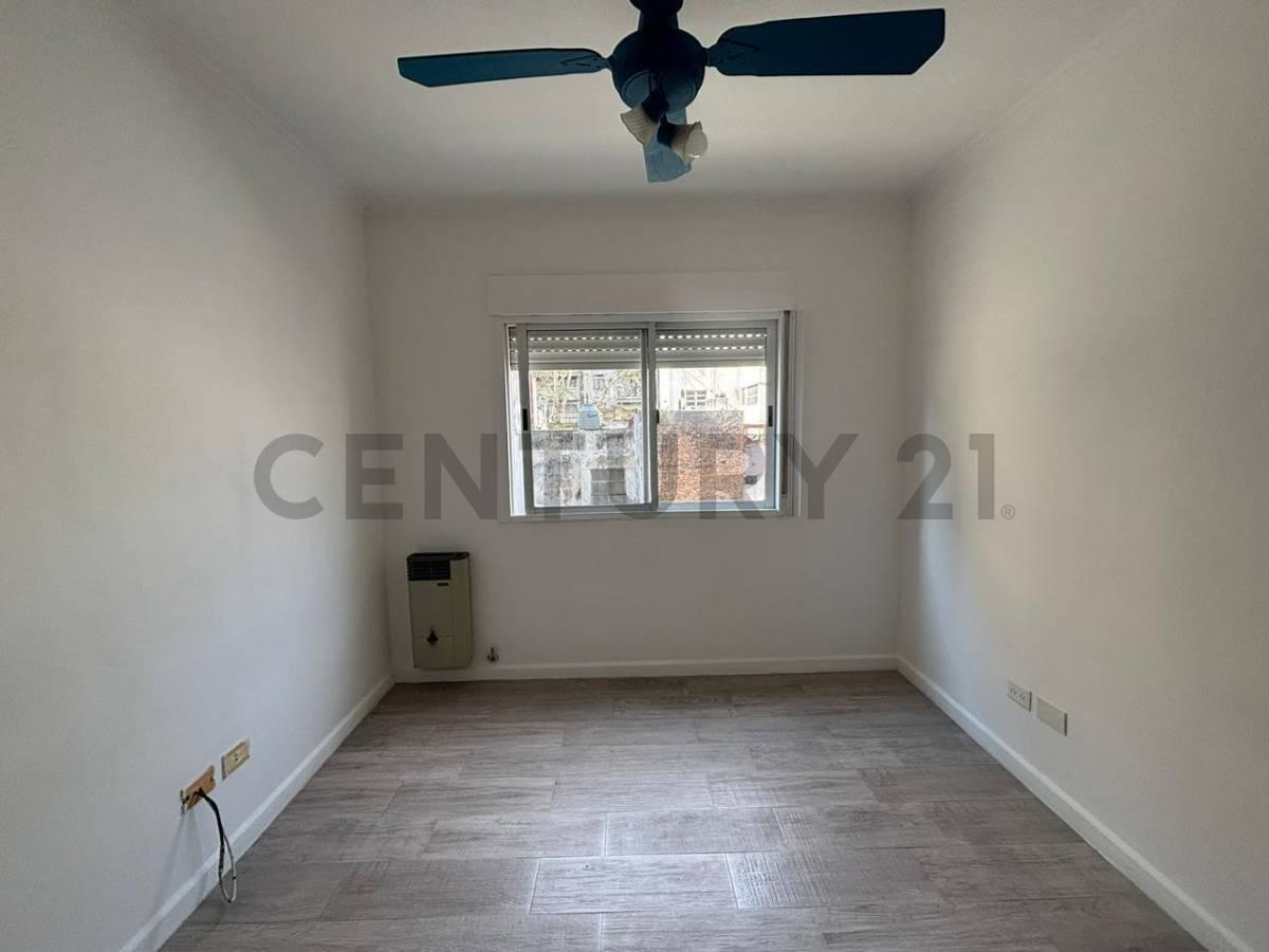 ALQUILER 3 AMBIENTES CON BALCÓN TERRAZA – ALMAGRO — foto 1