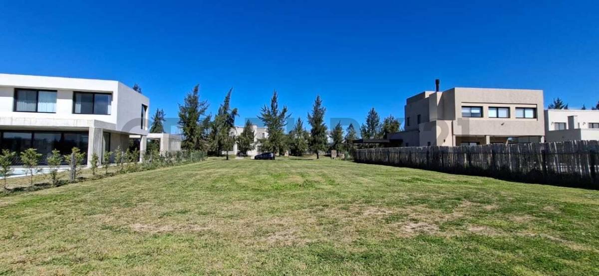 Oportunidad Única: Excelente Lote en Venta en Barrio Privado El Naudir – Aguas Privadas — foto 1