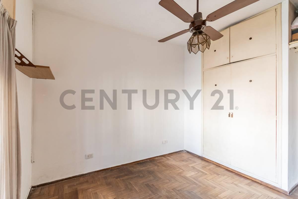 VENTA PH al frente con Patio Terraza Villa Sarmiento Haedo — foto 1