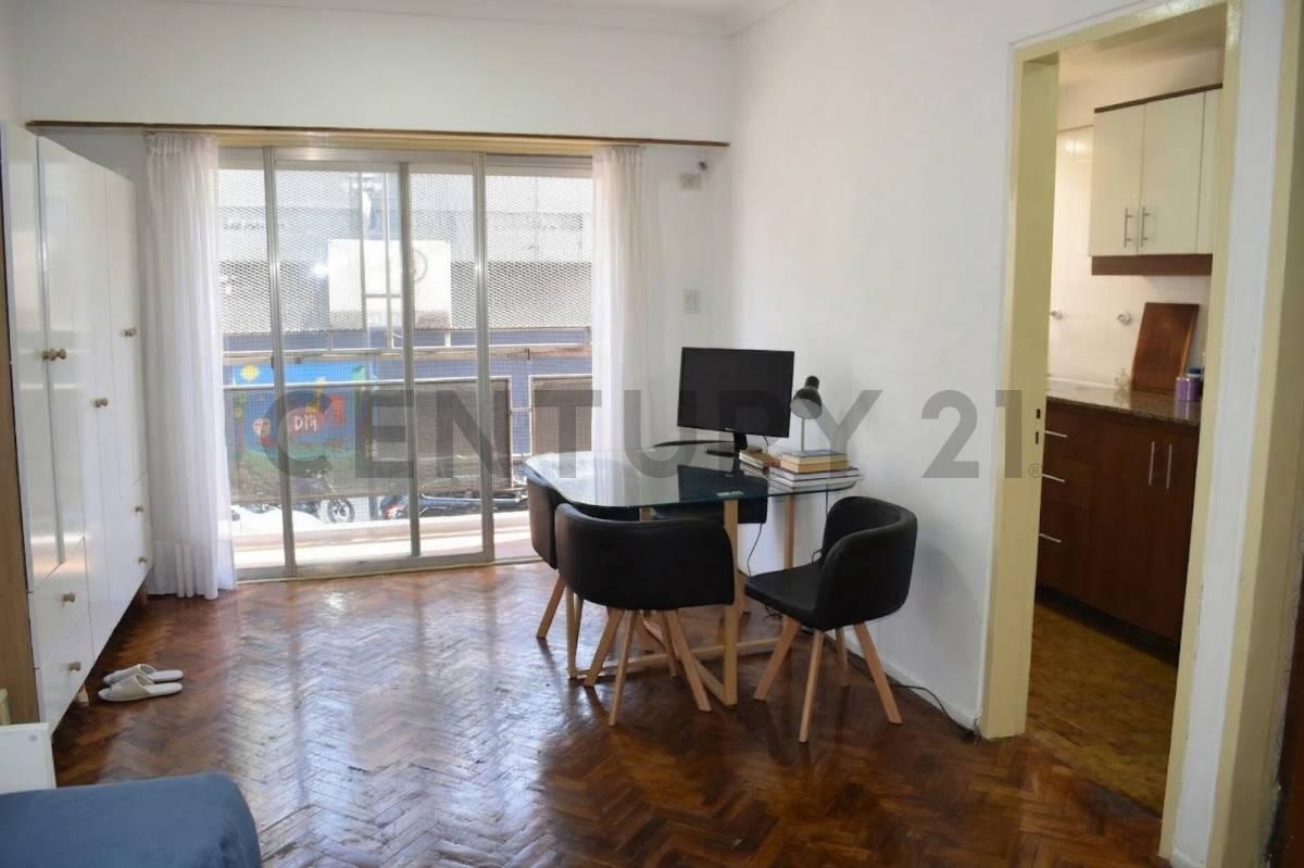 Venta Departamento Monoambiente al Frente con balcón en Palermo Apto Crédito — foto 1
