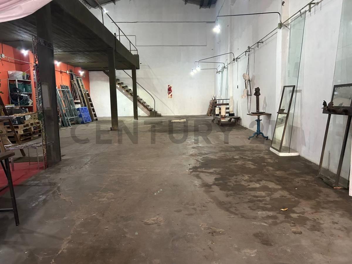 VENTA DEPOSITO CON VIVIENDA PARQUE PATRICIOS 8.66 x 23 — foto 1