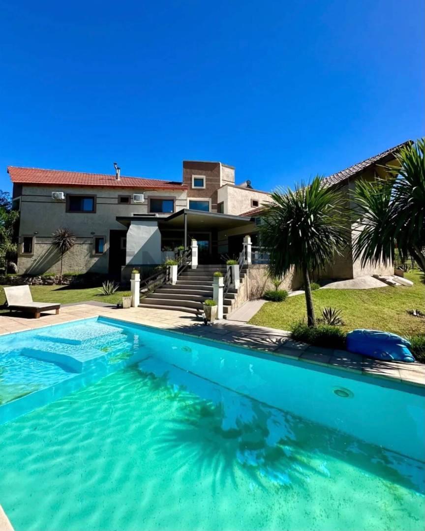 GRAN PROPIEDAD EN VENTA! TierrAlta, Malagueño — foto 1