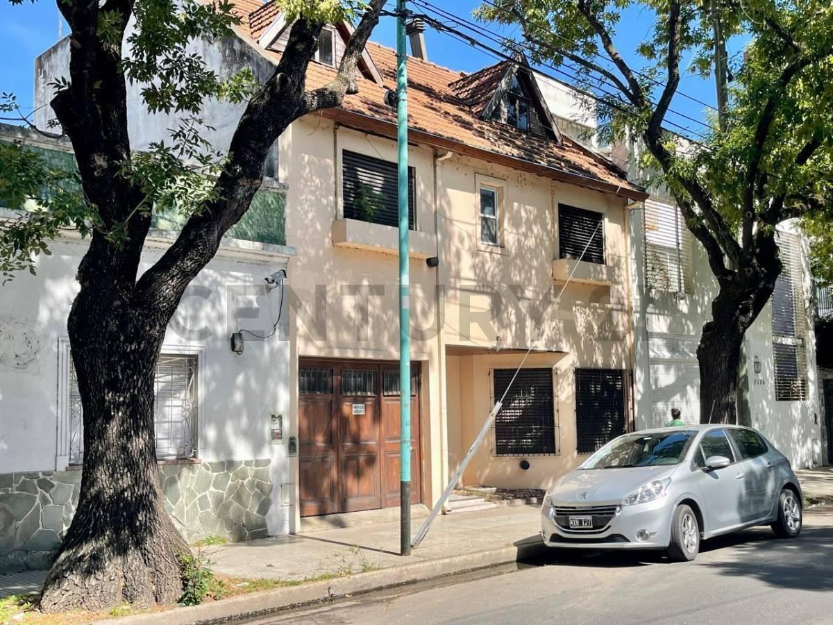 Venta Casa con jardin, pileta y cochera — foto 1