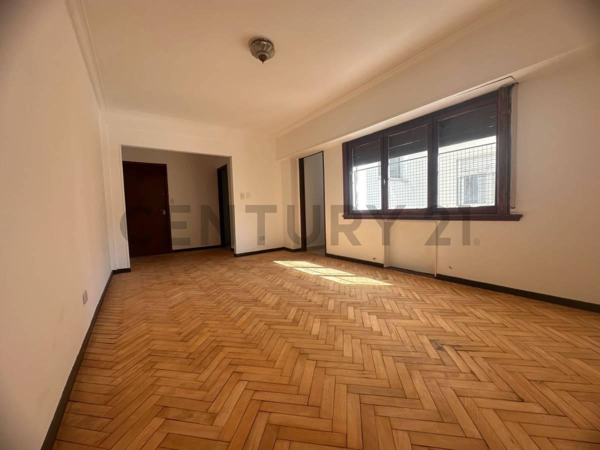 Venta de Semipiso 3 ambientes mas dependencia y baulera en Palermo — foto 1