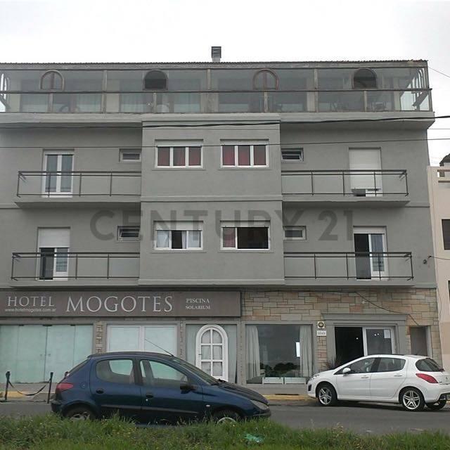 VENTA HOTEL 25 HABITACIONES EN PUNTA MOGOTES A METROS DEL MAR — foto 1