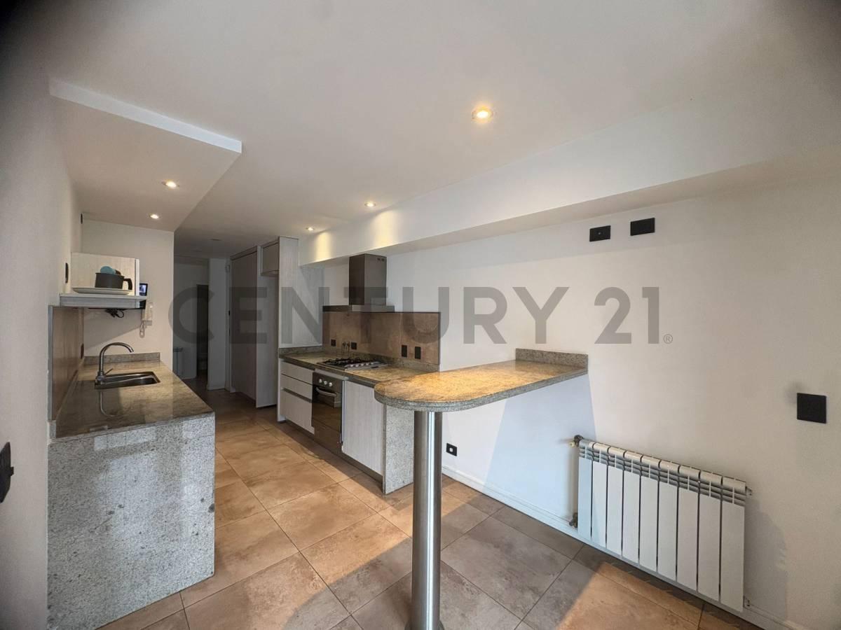 VENTA DEPARTAMENTO 3 AMBIENTES, BALCON/TERRAZA CON PARRILA — foto 1