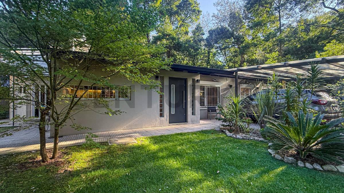 VENTA CASA 3 AMBIENTES BARRIO EL SOSIEGO CON PILETA — foto 1