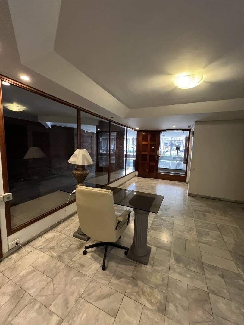 Piso de categoria plaza mitre — foto 1