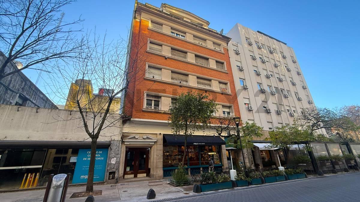 VENTA DEPARTAMENTO 3 AMBIENTES CON DEPENDENCIA AL FRENTE CENTRO — foto 1