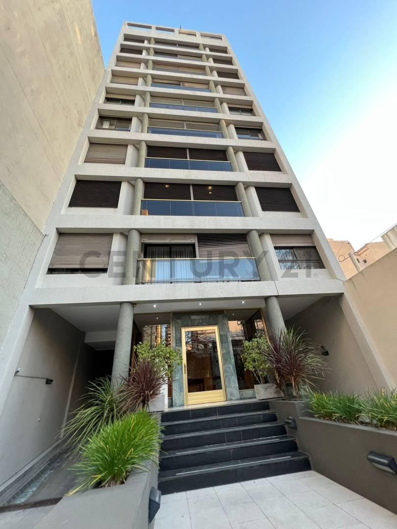 Alquiler PISO 3 dorm en 14 entre 43 y 44 — foto 1