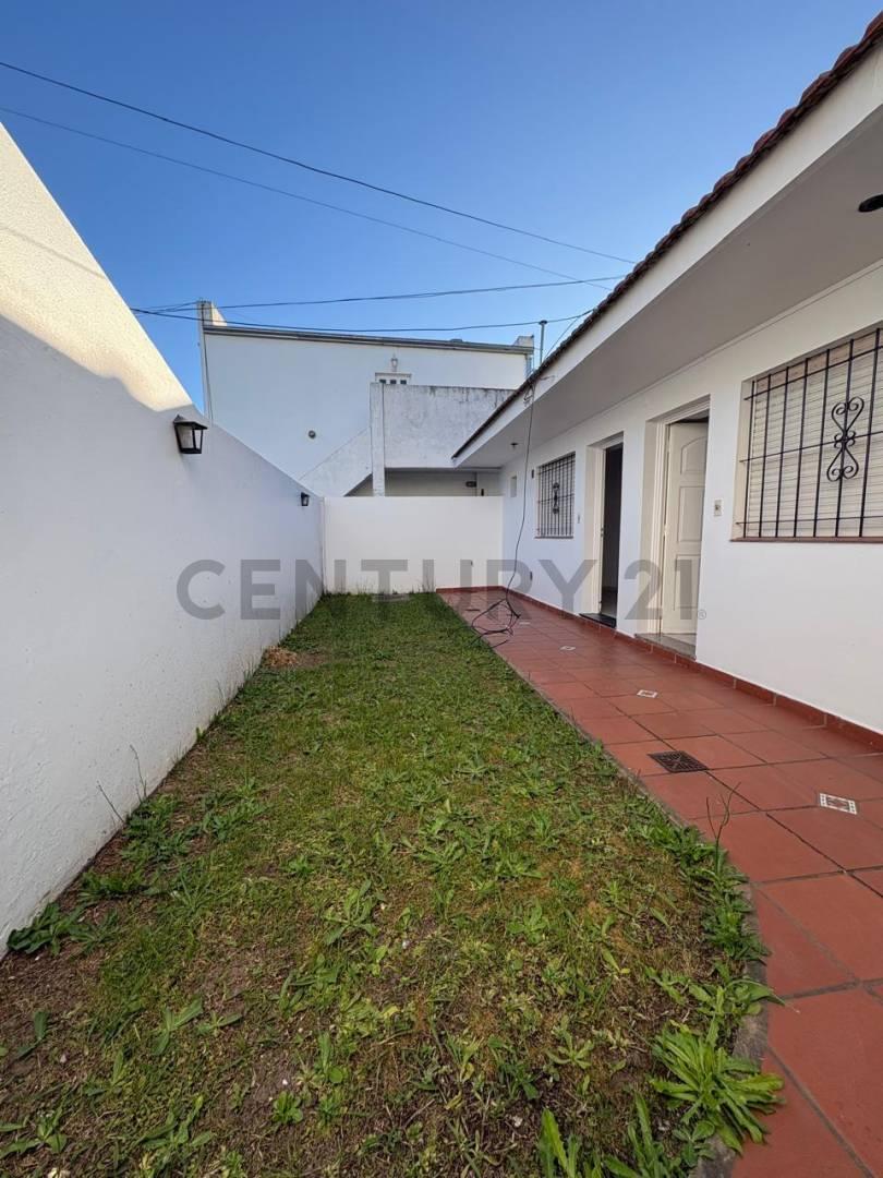 Venta PH interno de 1 dormitorio en Los Hornos – Excelente ubicación — foto 1