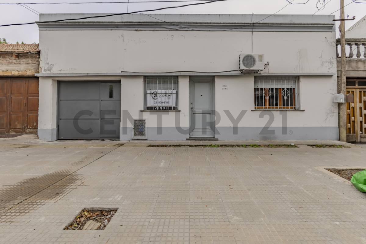 Casa sobre lote de 500 m² en La Plata – Ideal inversión o proyecto — foto 1