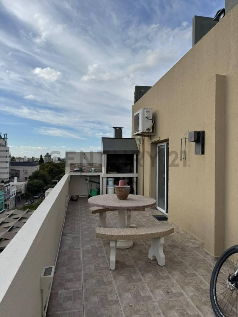 EN VENTA! Cofico 2 Dormitorios CON COCHERA — foto 1