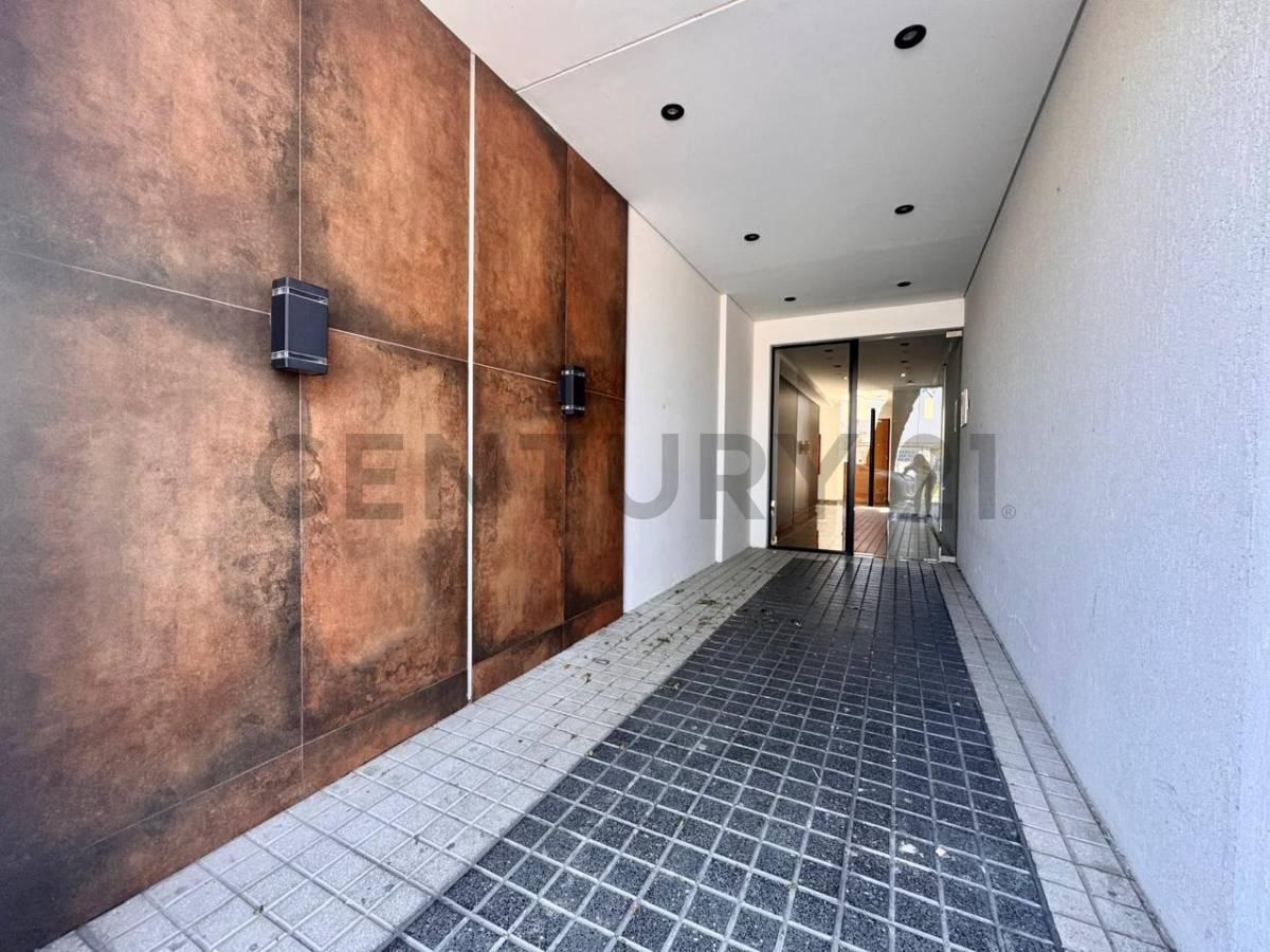 DEPTO. A ESTRENAR 2 AMBTES. CON AMENITIES MUY LUMINOSO BALCON DORMITORIO EN SUITE TOILETTE 58 m² Tot — foto 1